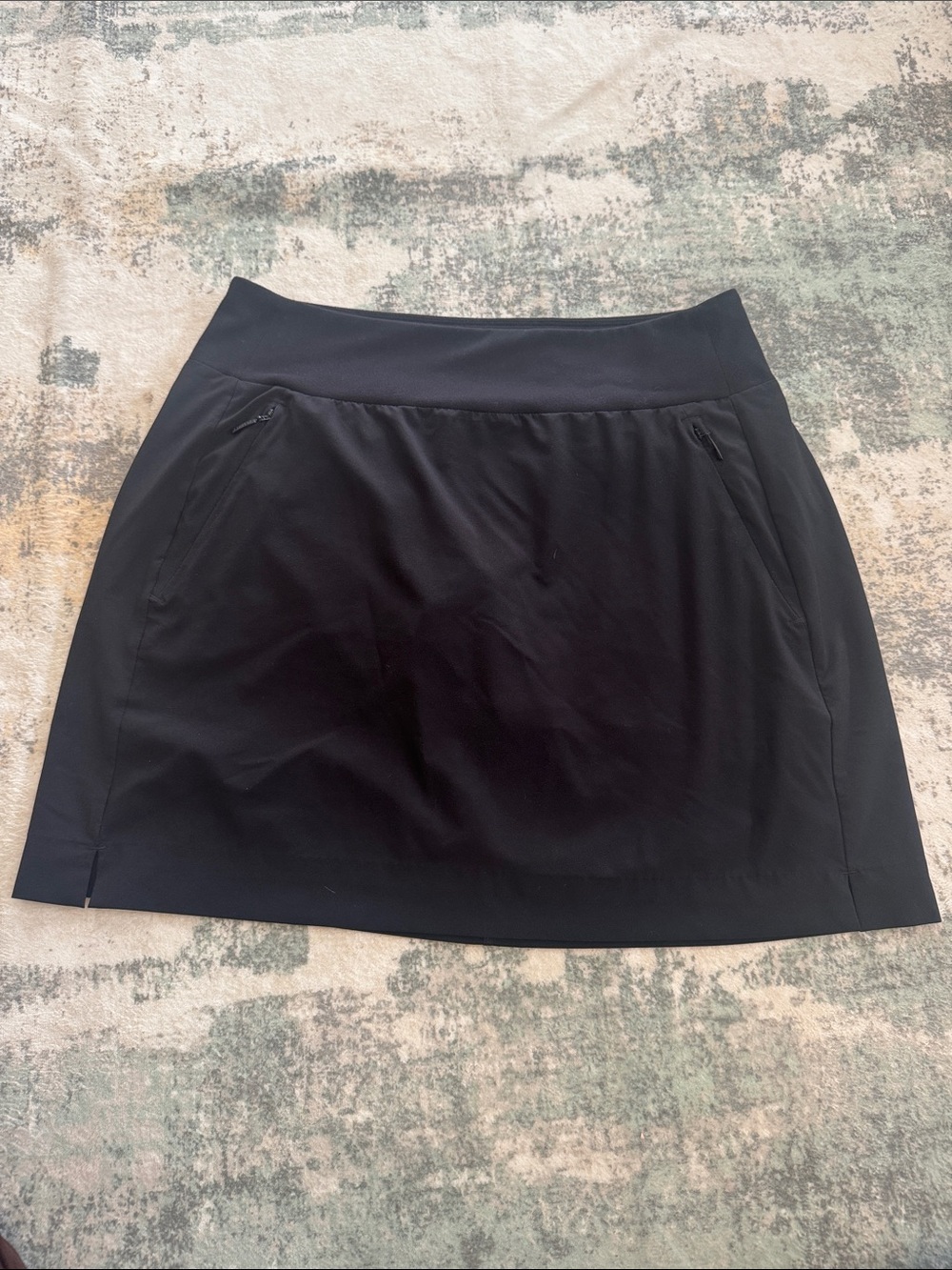 Athleta Women’s Black Active Skort with Zipper Pockets